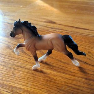Breyer Stablemates Buckskin Icelandic Horse